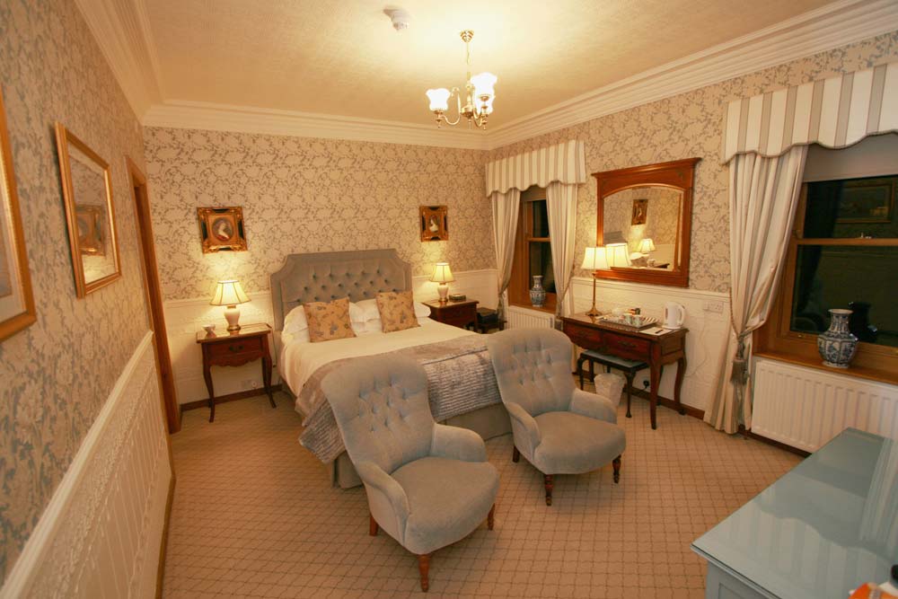 Bedroom 2 : The Edwardian Room