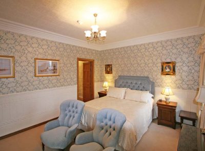 Bedroom 2 : The Edwardian Room